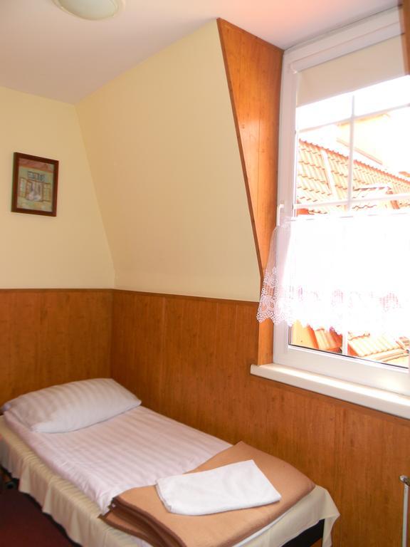 Motel Prohibicja Peter's Pub Mikołajki Pokój zdjęcie