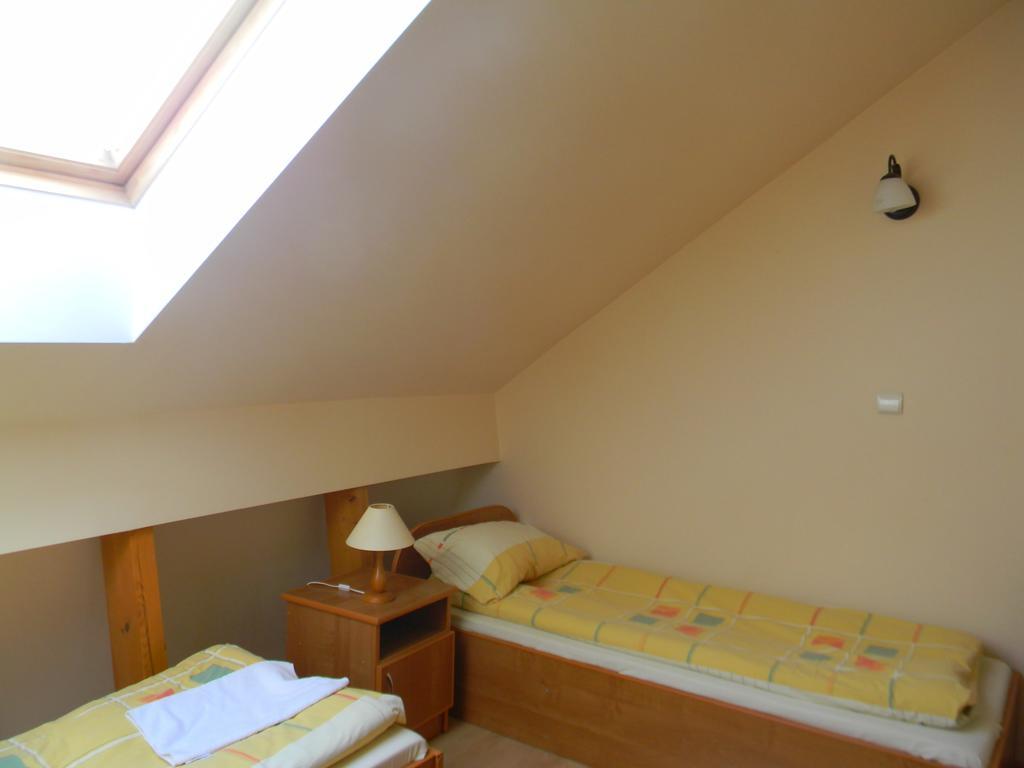Motel Prohibicja Peter's Pub Mikołajki Pokój zdjęcie
