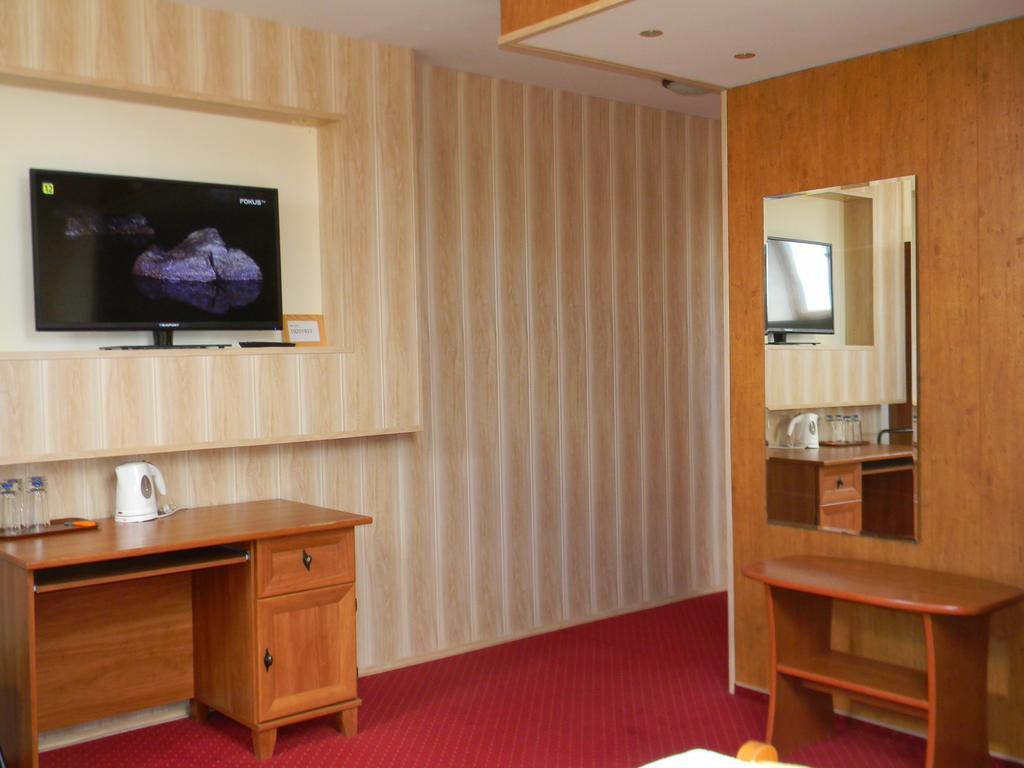 Motel Prohibicja Peter's Pub Mikołajki Pokój zdjęcie