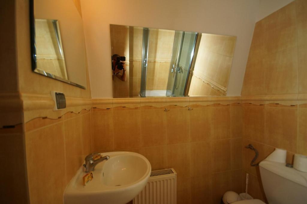 Motel Prohibicja Peter's Pub Mikołajki Zewnętrze zdjęcie
